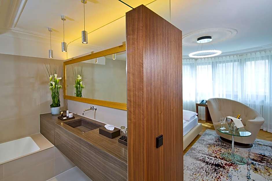 Hotel Maximilian - Stadthaus Penz