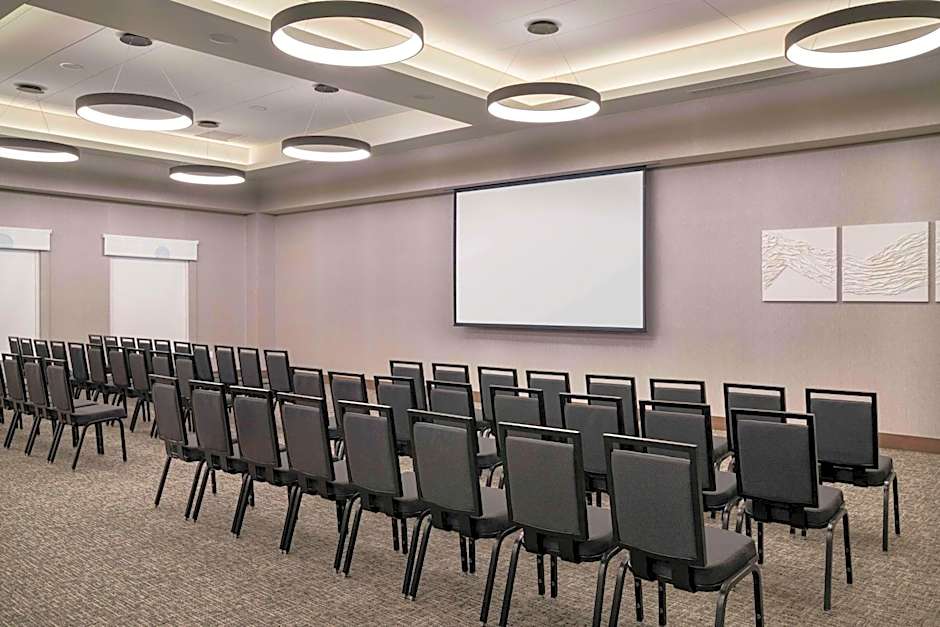 Home2 Suites by Hilton Denver Downtown Convention Center