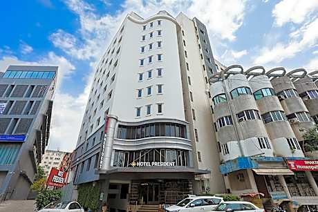 Hotel President, Vadodara