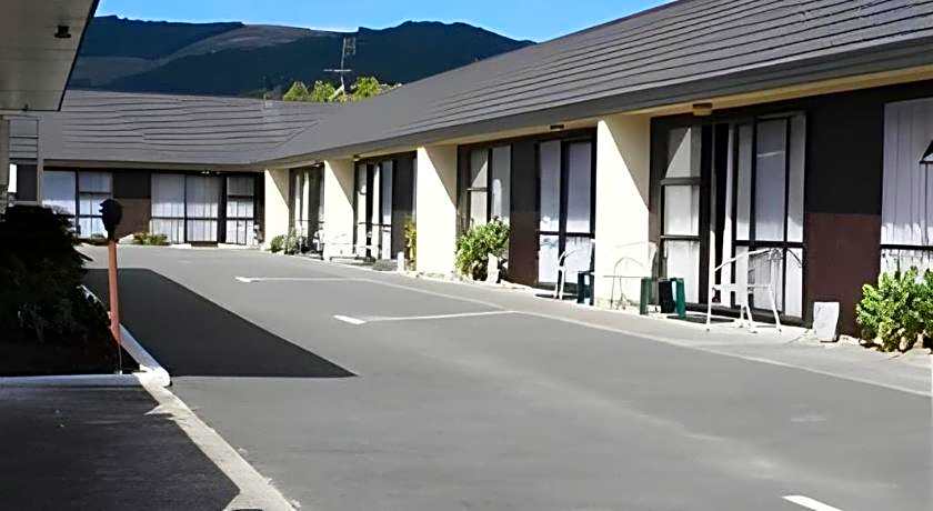 Oxford Court Motel