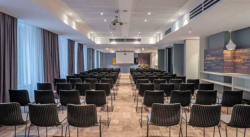 Ibis Yerevan Center