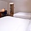 Holiday Inn Express Palm Desert By IHG