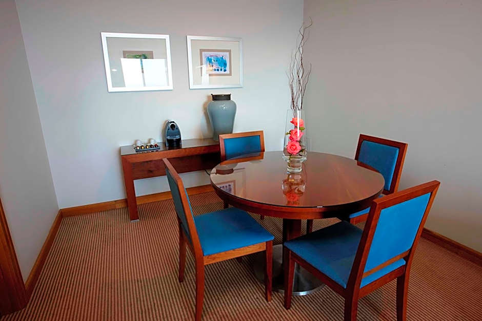 Madeira Regency Cliff- Adults Only