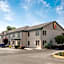 Super 8 by Wyndham Harrisburg Hershey West