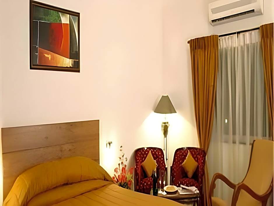 Octave Hotel - Double Road                                                                      