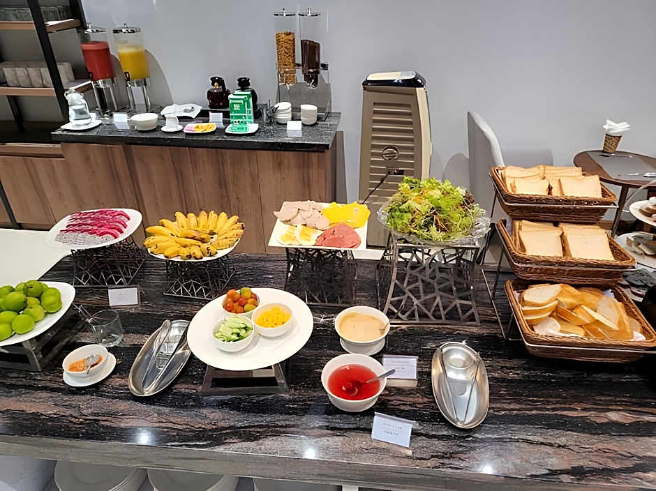 THANH LONG BACH DANG HOTEL