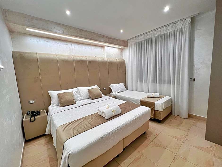 Hotel Paradiso