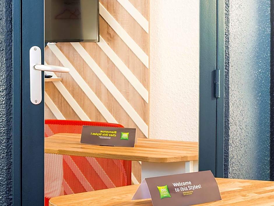 ibis Styles Rouen Val De Reuil