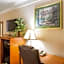 Econo Lodge North