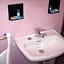 Hotel Triana e Tyche