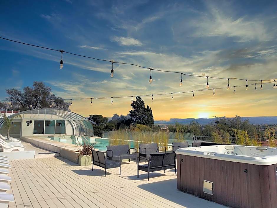 Pinares Panorama Suites & Spa