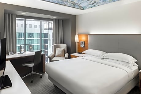 One-Bedroom King Suite with Sofa Bed