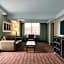 LaGuardia Plaza Hotel