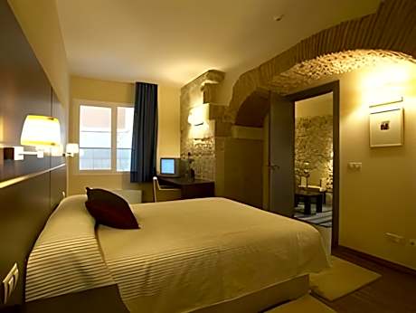 Standard Junior Suite