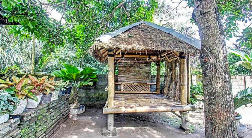 Hotel O Ashooy HomestayNearWisata Desa sedau