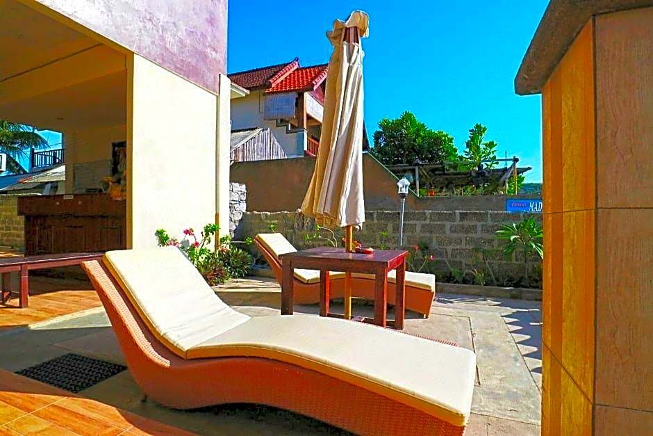 The Beach Huts Lembongan