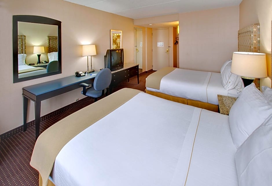 Holiday Inn Express Chicago-Palatine