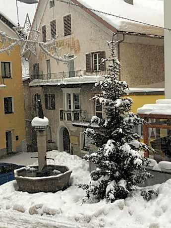 Comfort Family Room (5 Adults)