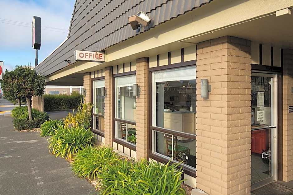 Super 8 by Wyndham Eureka