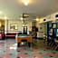 Banana Bungalow West Hollywood Hotel & Hostel