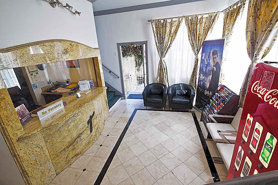 Trylon Hotel - Hollywood