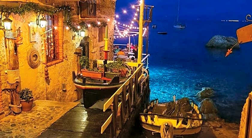 Romeo e Giulietta Scilla