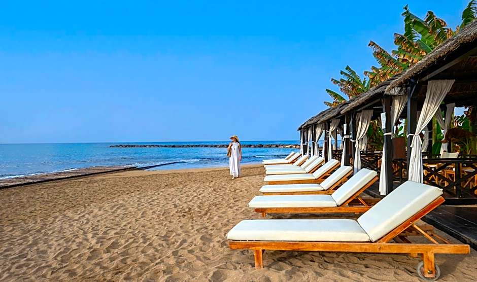 Constantinou Bros Asimina Suites Hotel