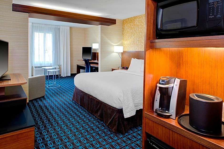 Fairfield Inn & Suites by Marriott Bakersfield North/Airport