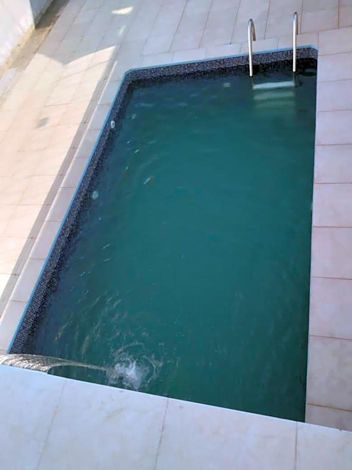 casa na praia com piscina em itanhaem