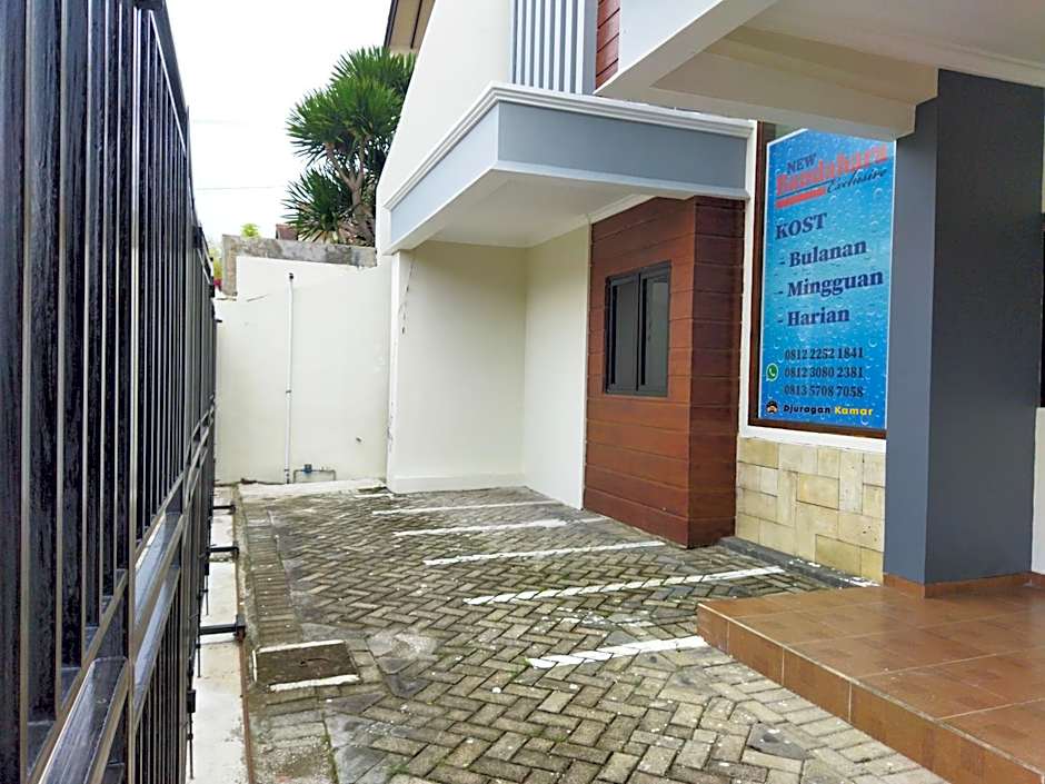 Djuragan Kamar Bandahara