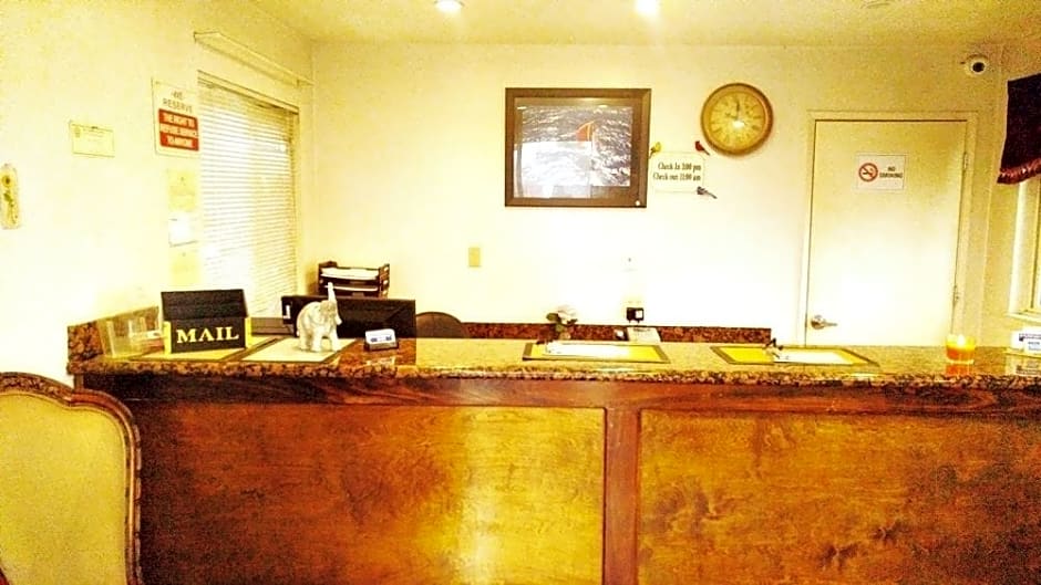 Parkway Inn