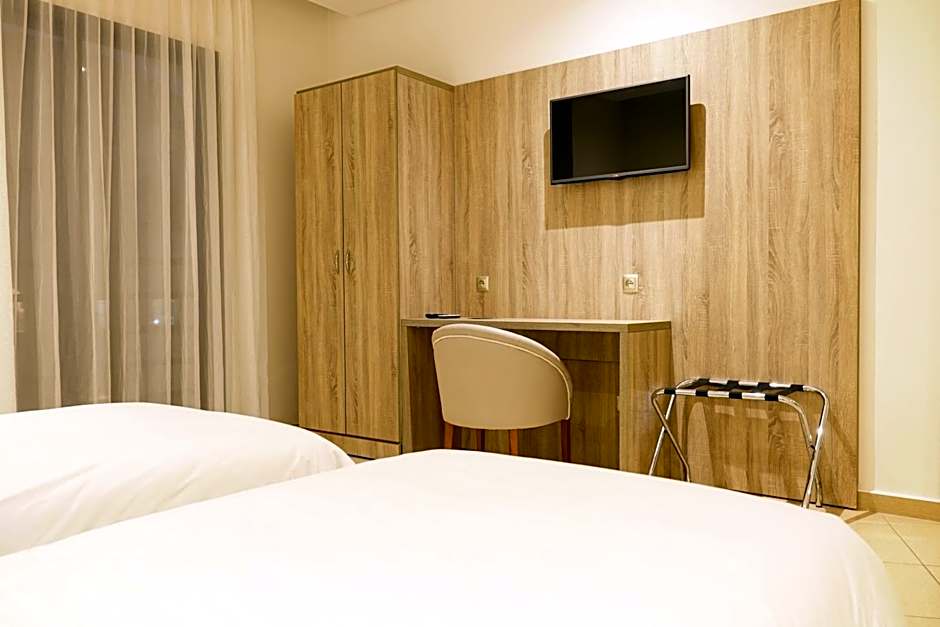 Hotel El Djenina