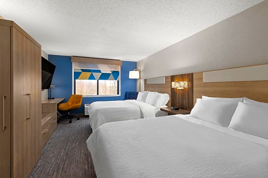 Holiday Inn Express Grove City - Premium Outlet Mall by IHG