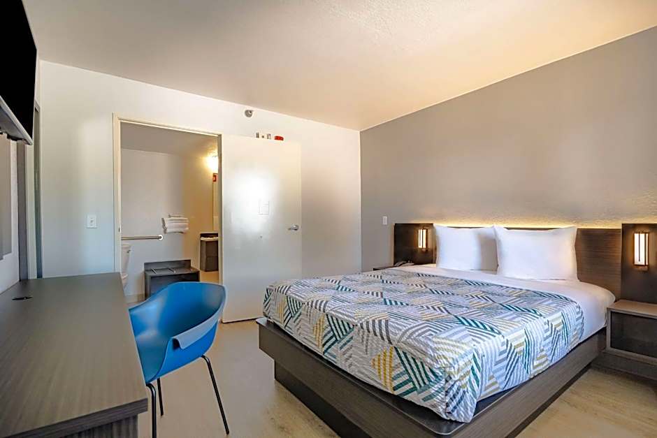 Motel 6-Rolling Meadows, IL - Chicago Northwest