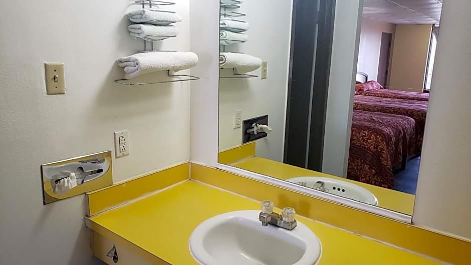 West Texas Inn & Suites Midland