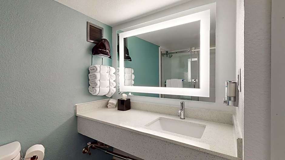 voco College Station Aggieland