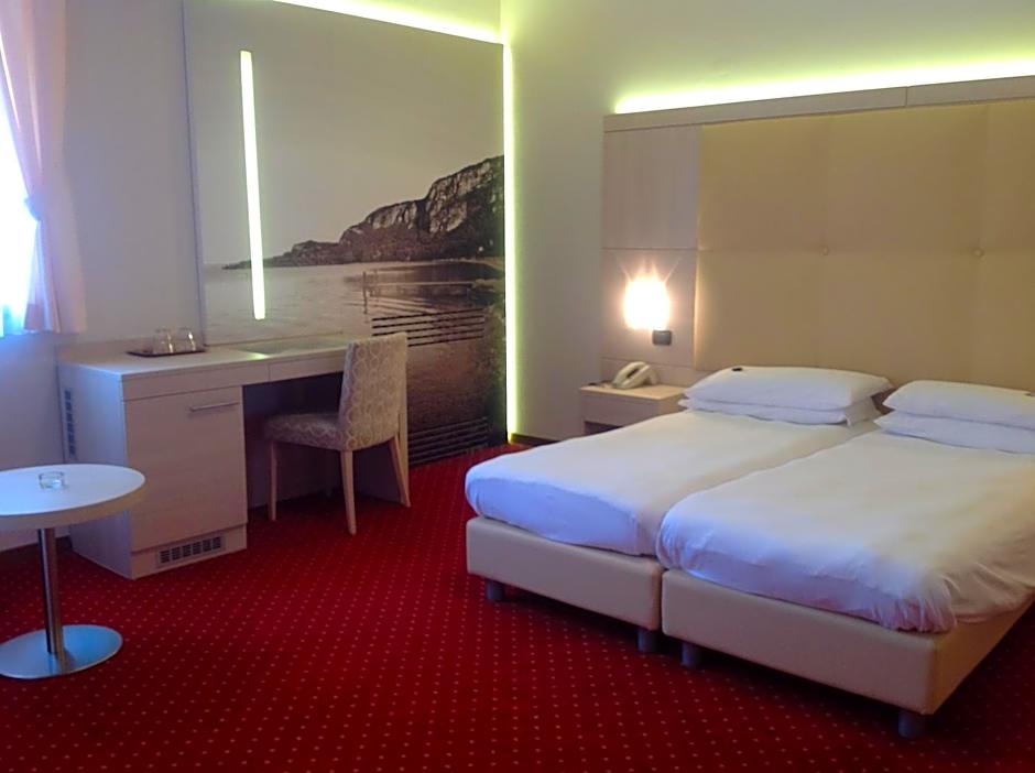 Hotel Villa Ca' Nova ***S