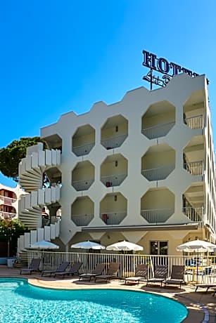 Hôtel Les Rives Bleues
