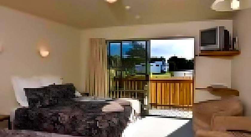 Alpine Pacific Motel