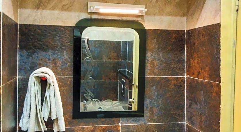 Dwivedi Hotels Sri Omkar Palace