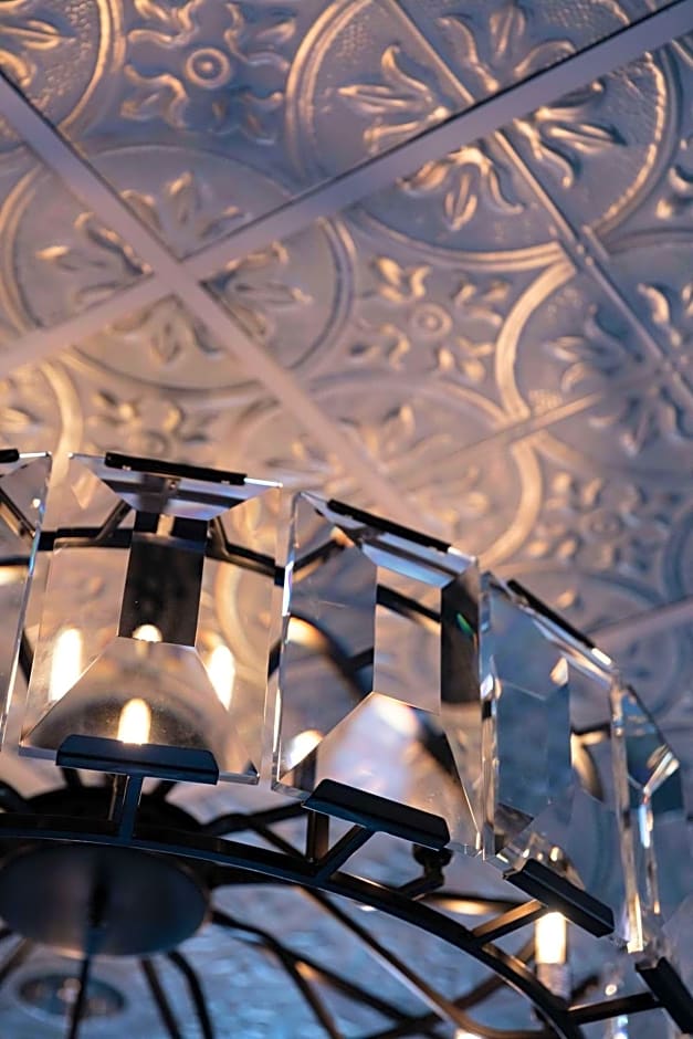 Foundry Hotel Asheville, Curio Collection By Hilton