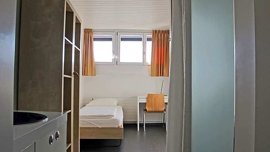 Ostello Montebello - Bellinzona Youth Hostel