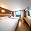 Two Y Hotel