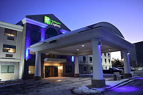 Holiday Inn Express Syracuse Airport By IHG