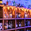 La Créme de la Créme Hostel