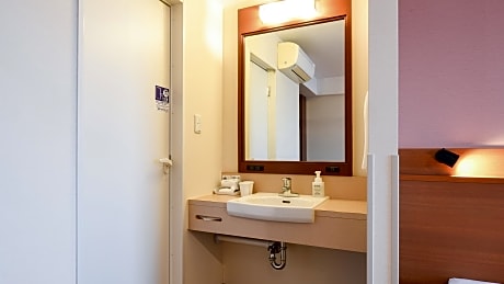 Adjoining Double Room with Extra Bed - Non-Smoking