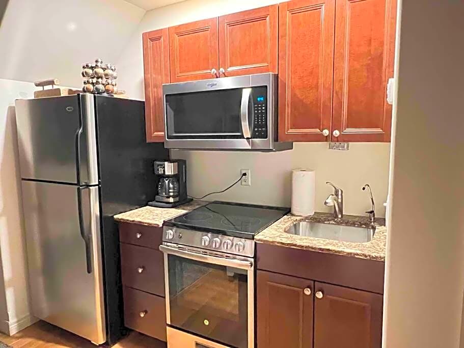 Bluebird Sanctuary - Howe island Luxury Retreat