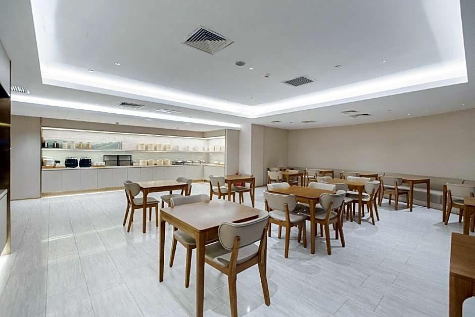 JI Hotel Tianjin Binjiangdao