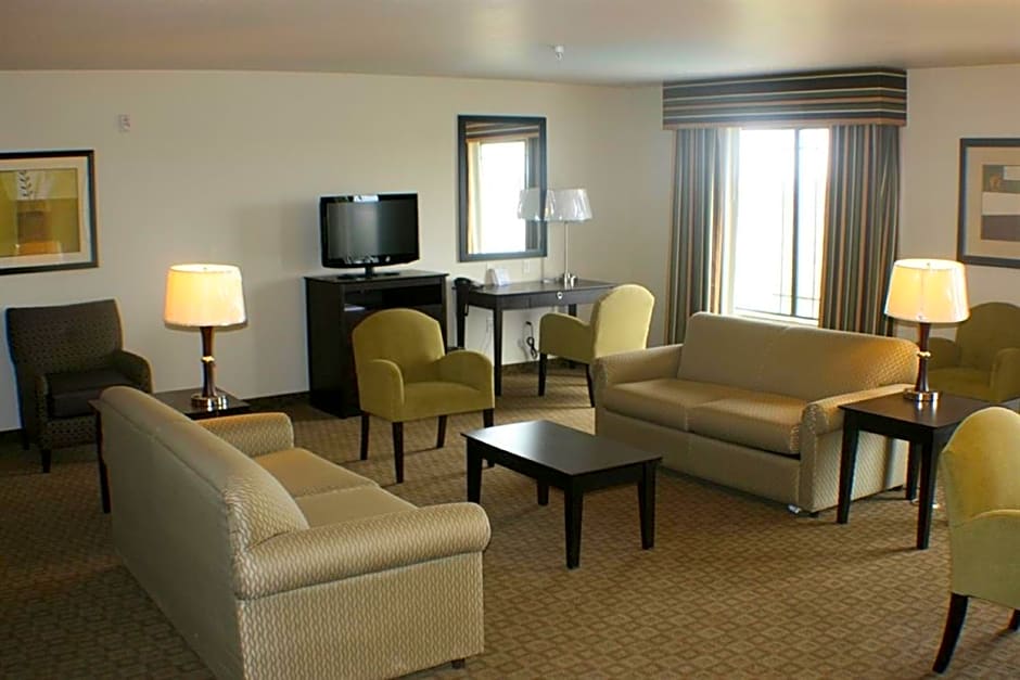 GreenTree Inn and Suites