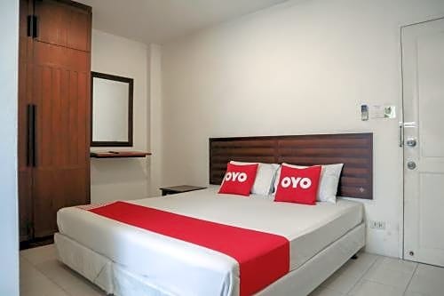 OYO 1032 Beds Patong